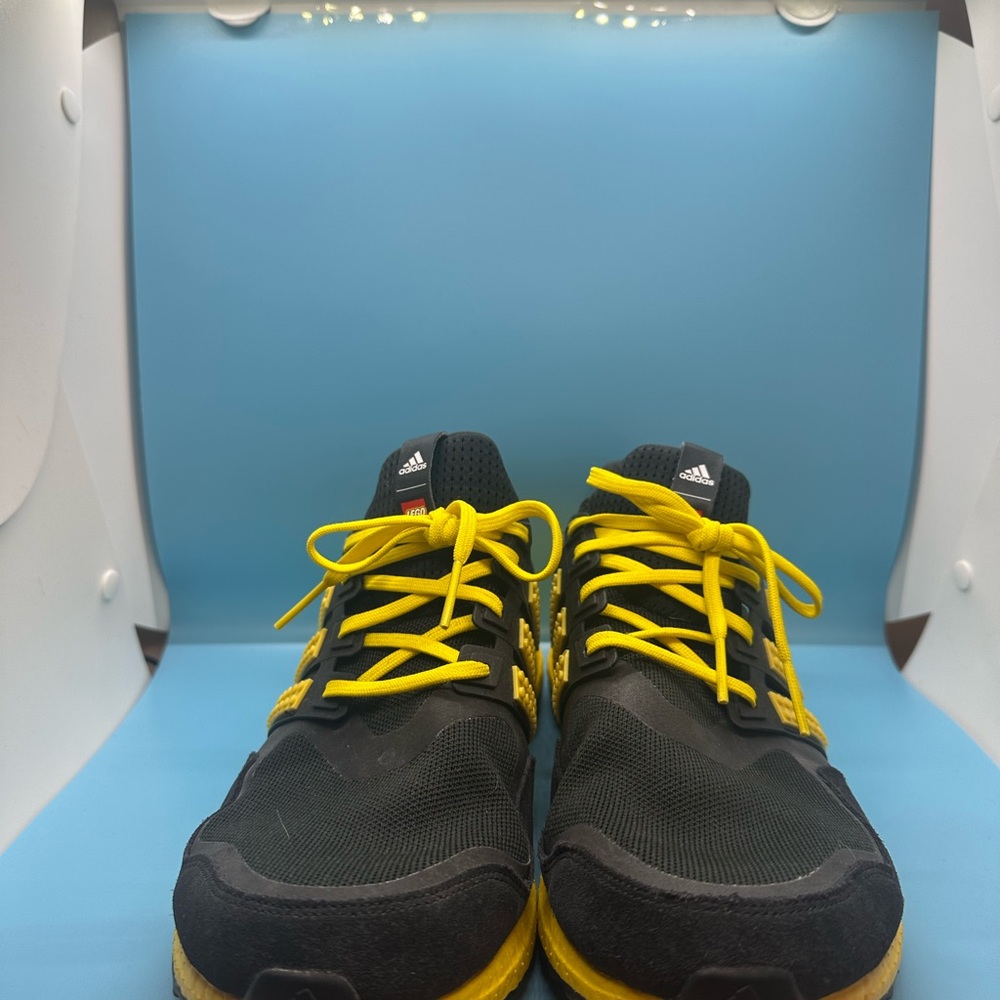 Adidas Ultra Boost Lego Edition - Picture 3 of 5